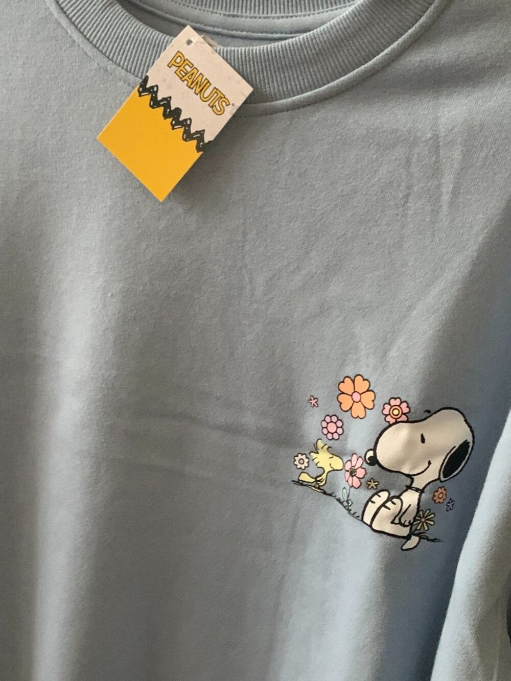 PEANUTS Snoopy Floral Crew Neck Sweater in Blue Sz MEDIUM - Picture 2 of 4